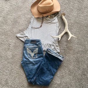 Striped loose neck tank.